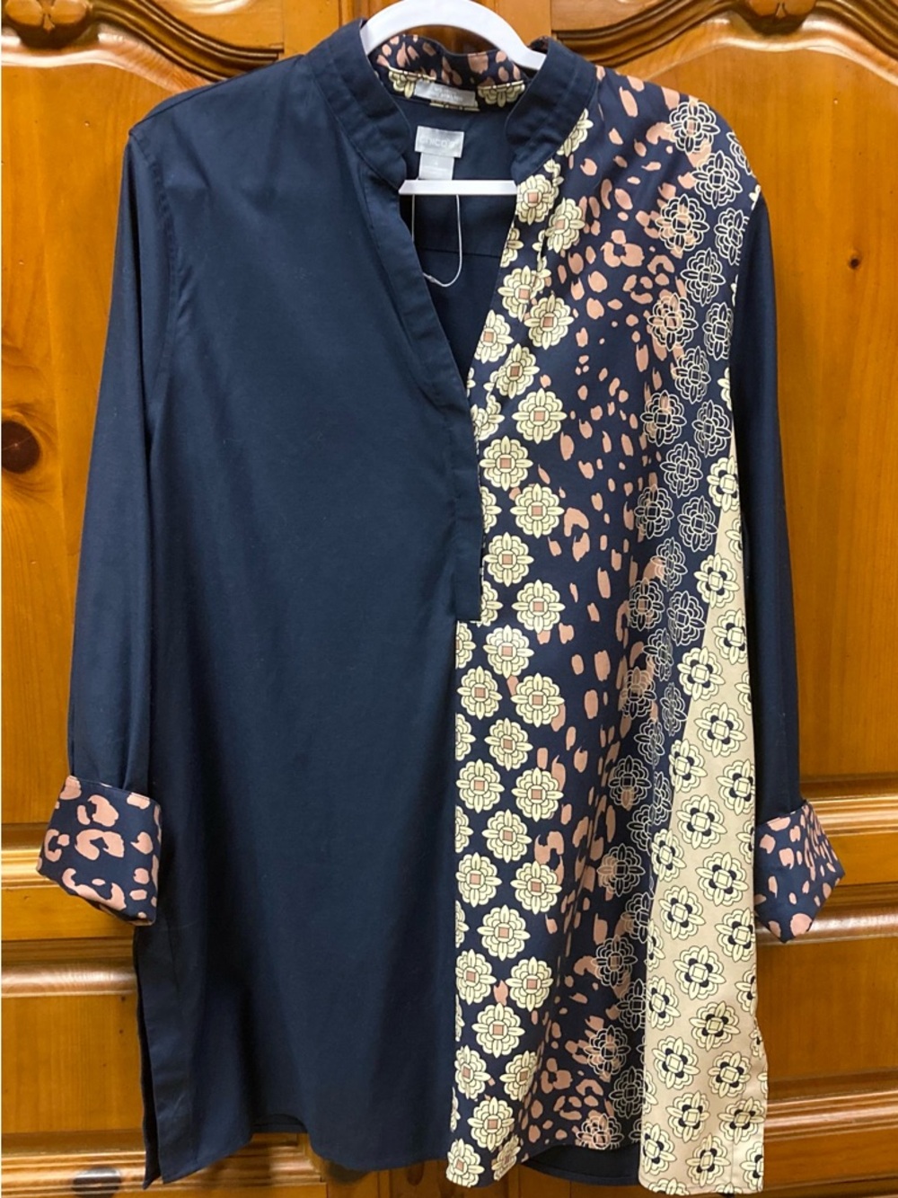 Chico’s Colorblock Tunic Top Navy Mixed Print Size 20/22 (Size 4)
